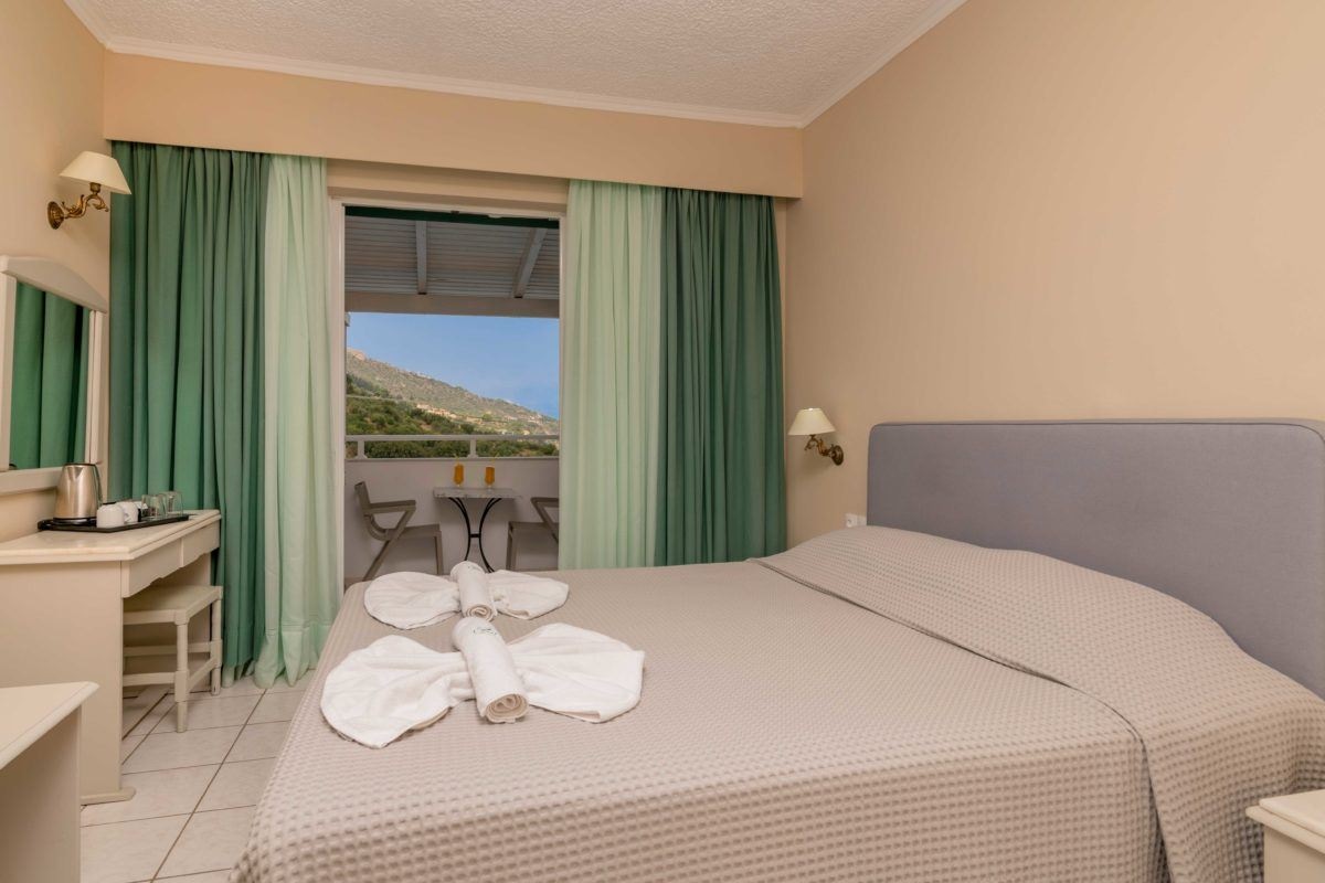 rooms-standard-room-for-single-use-sea-view