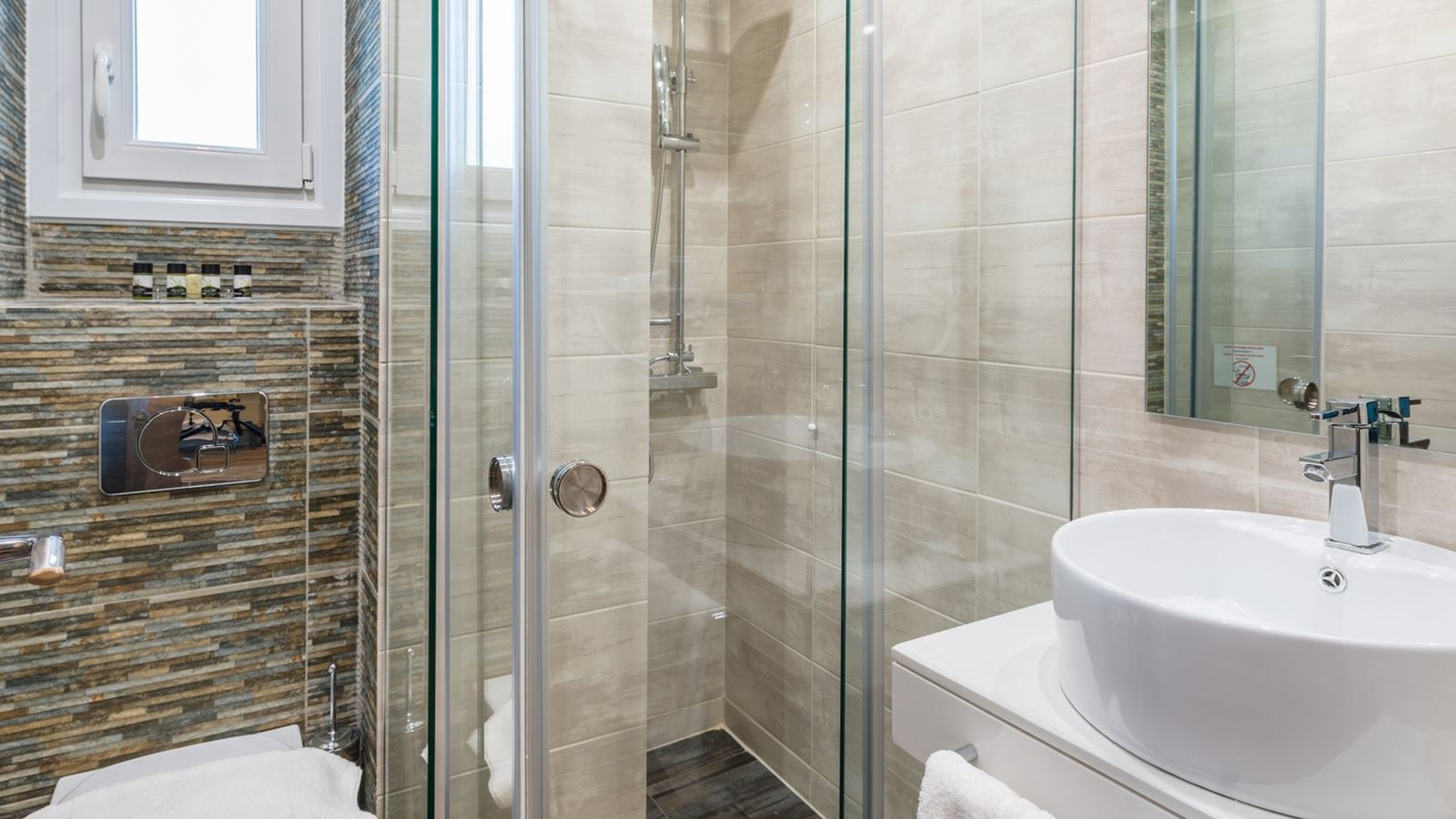 rooms-double-superior-room