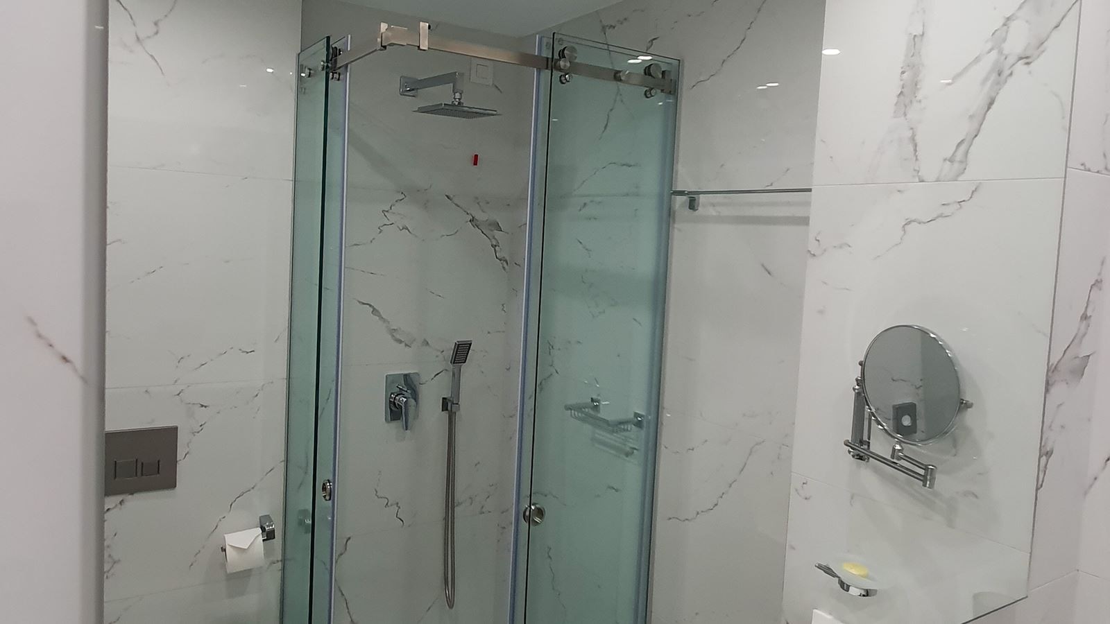 rooms-triple-standard-room