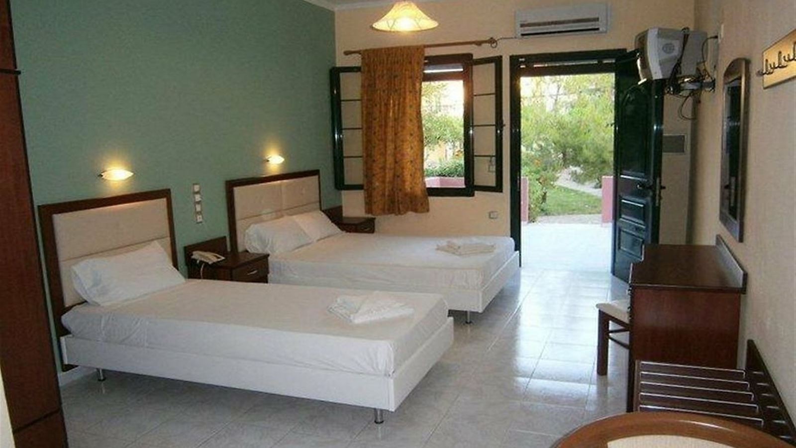 rooms-apartment-one-bedroom