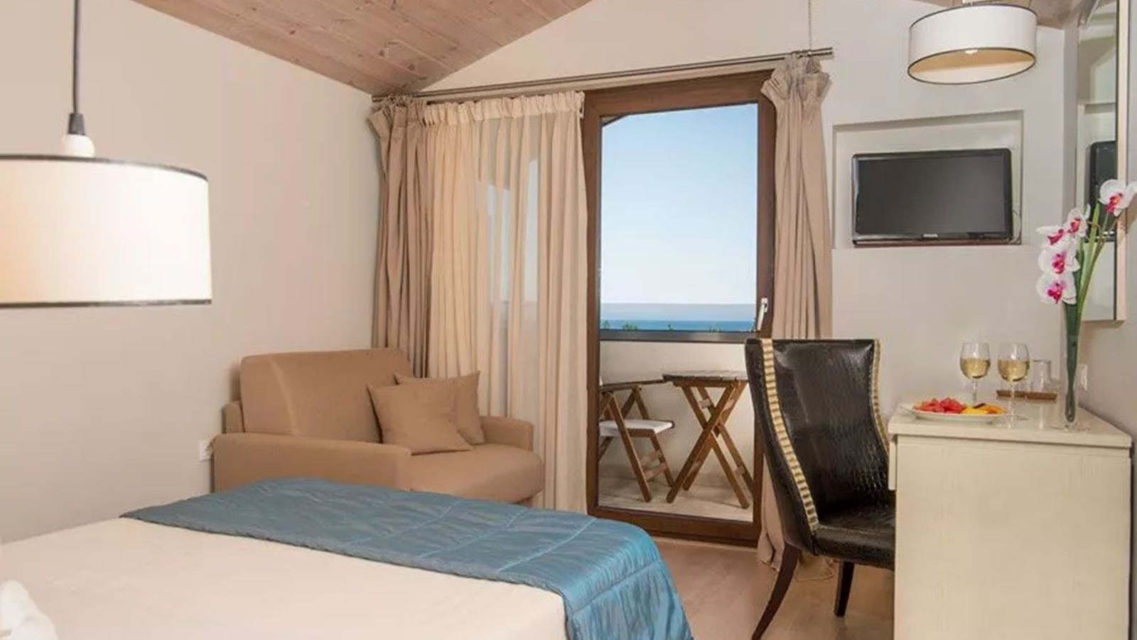 rooms-superior-room-sea-view