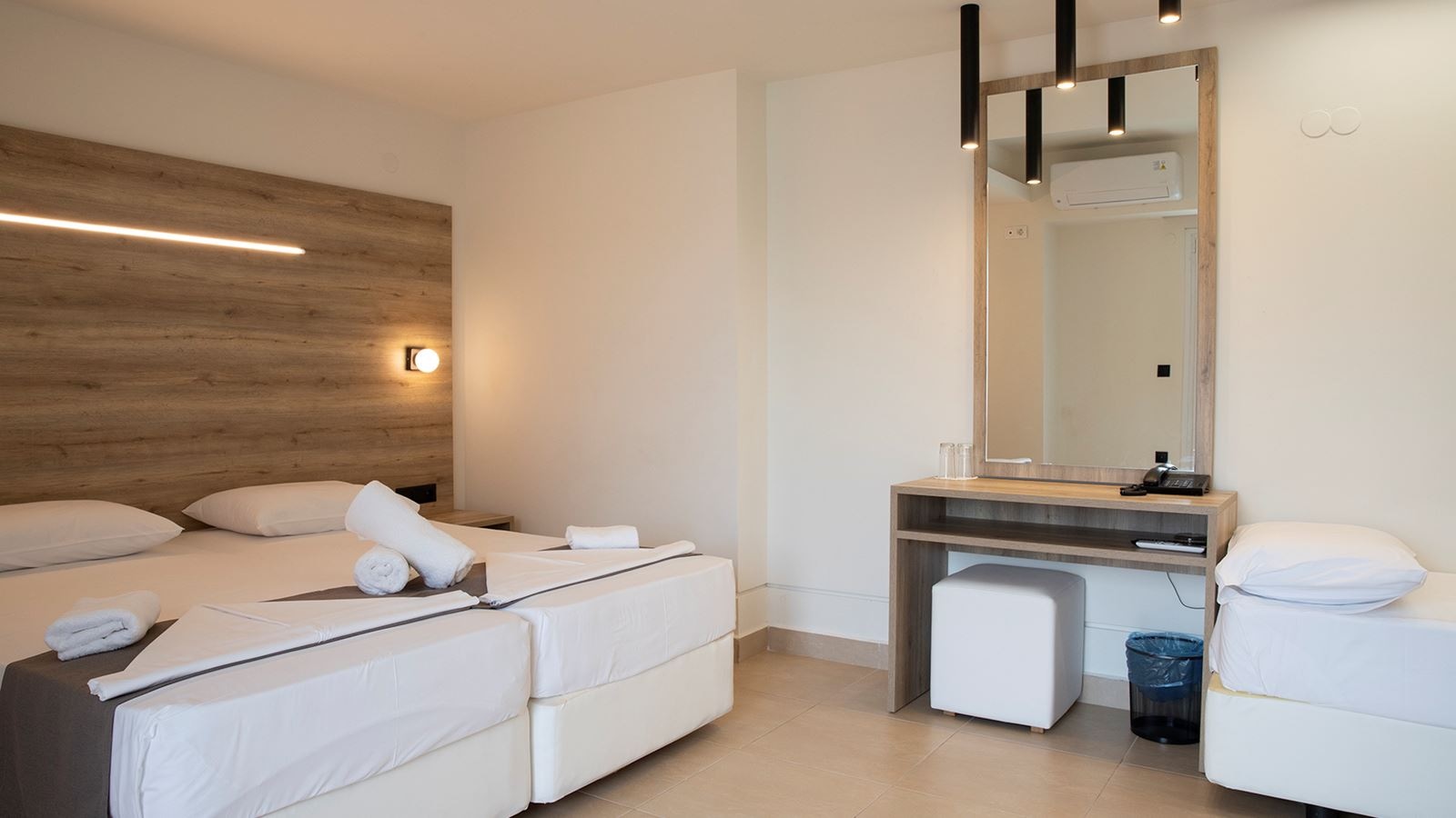 rooms-standard-triple-room