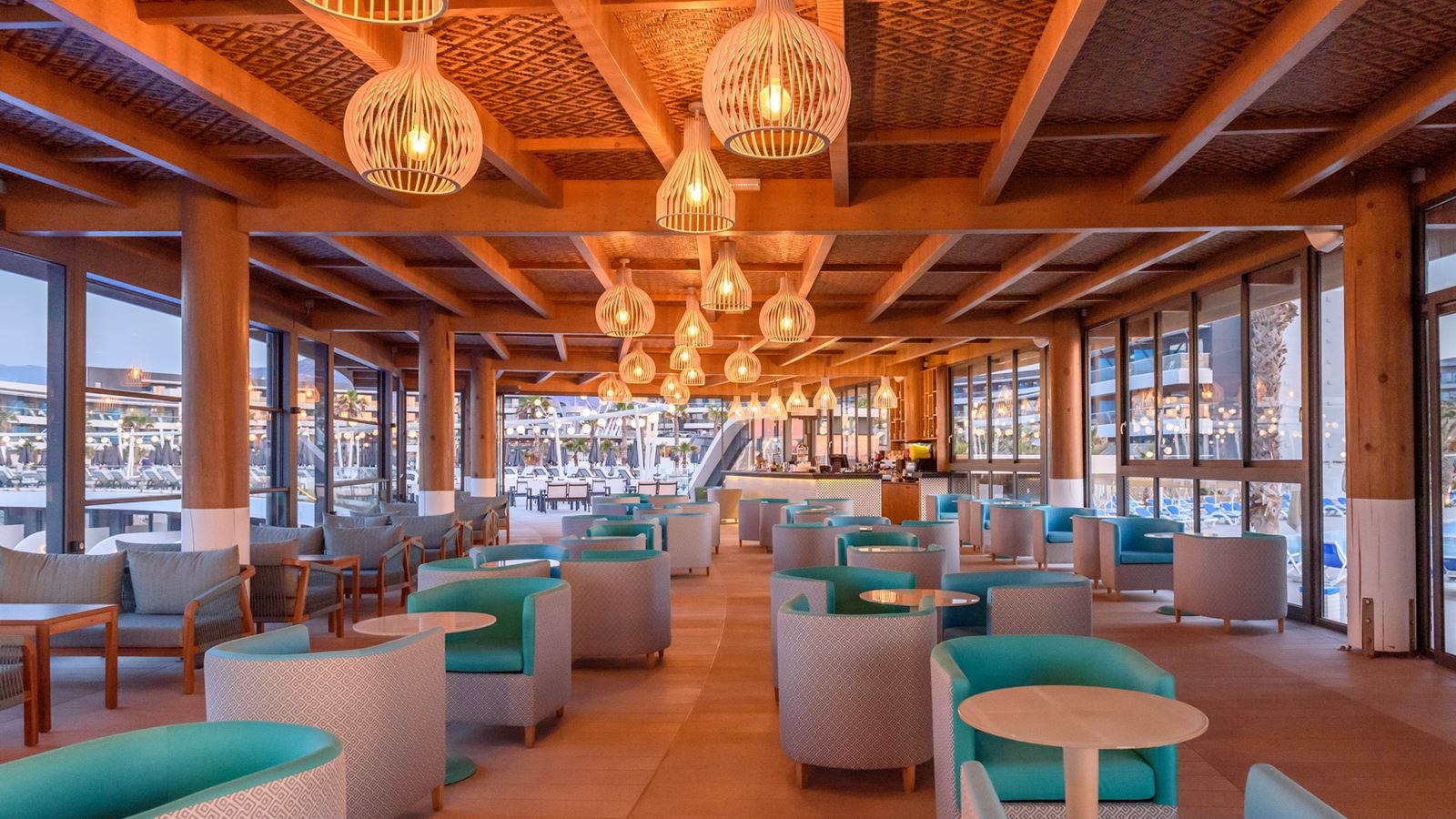 bars-pool-bar-rainbow