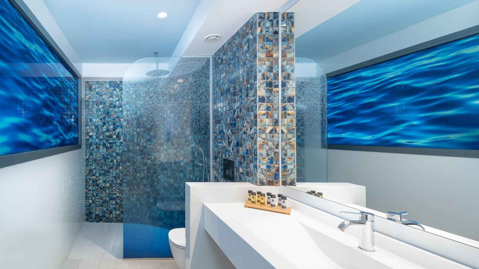 rooms-deluxe-double-pool-or-sea-view-with-individual-pool