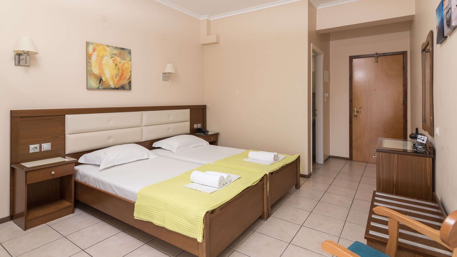 rooms-standard-double-room