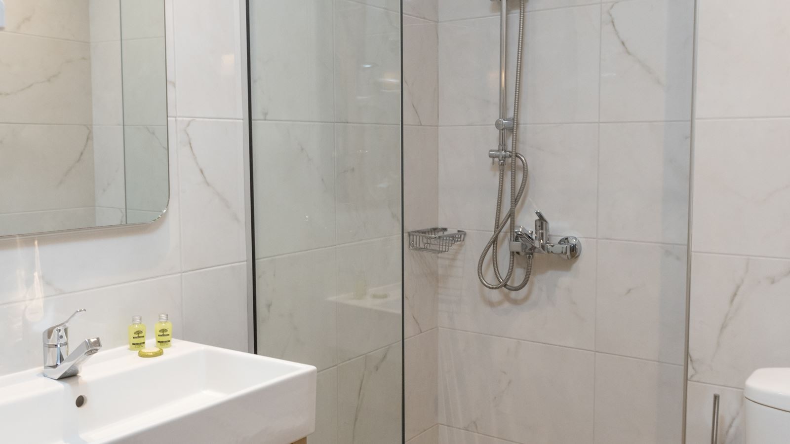 rooms-premium-connecting-room