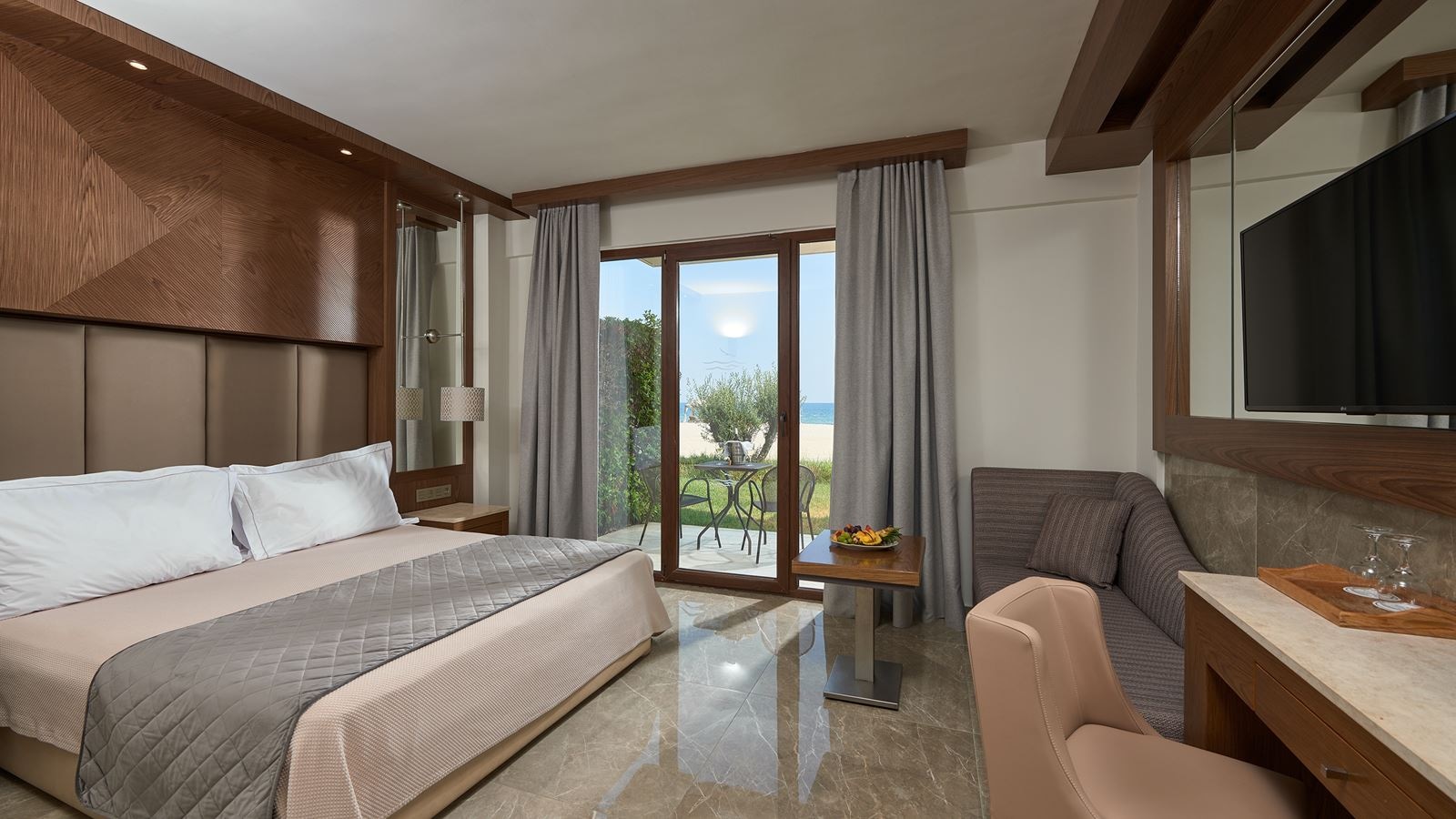 rooms-double-room-with-front-sea-view