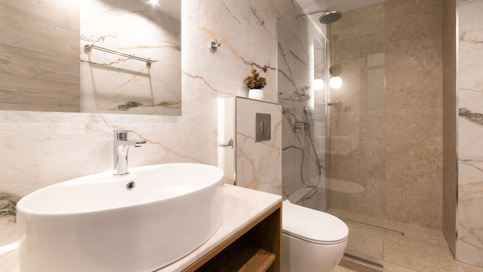 rooms-deluxe-double-room