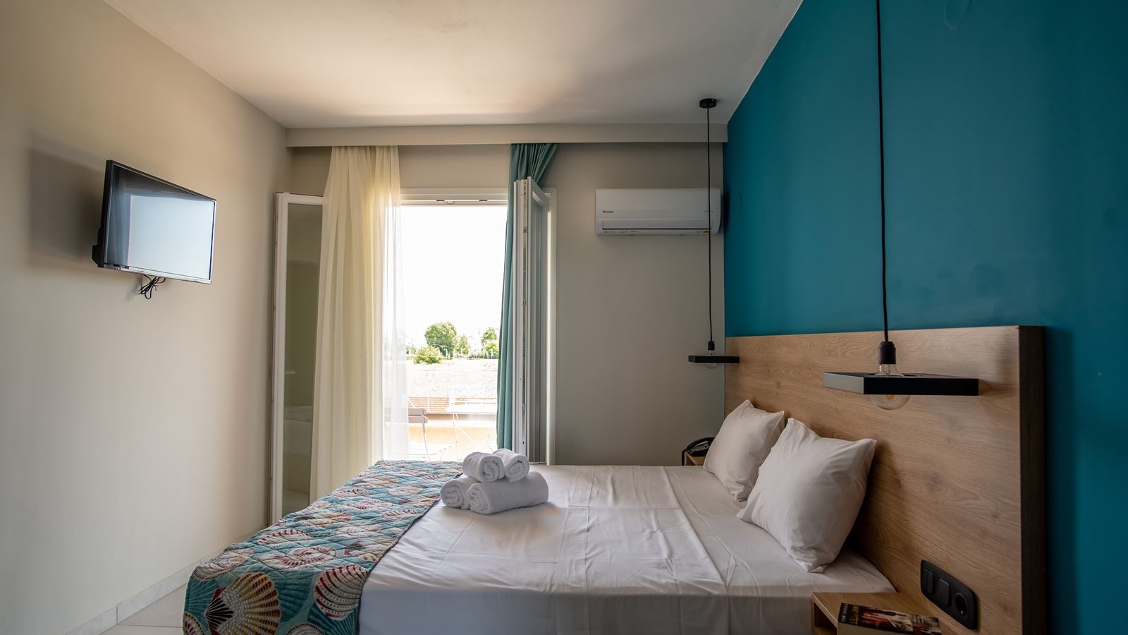 rooms-suite-family-two-bedrooms-garden-view