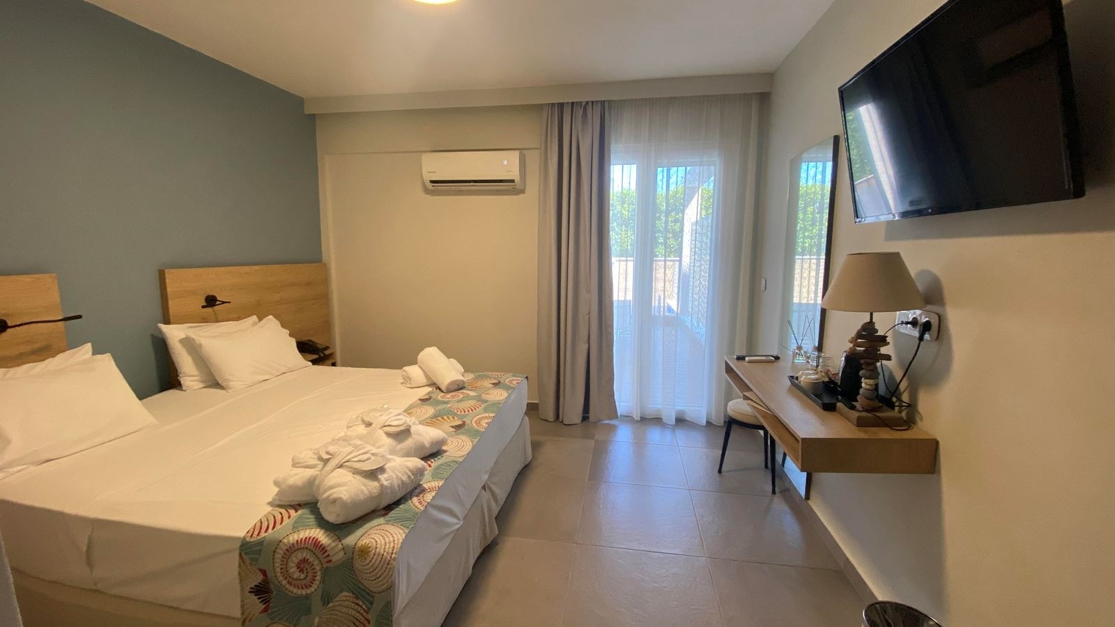 rooms-junior-suite-with-private-pool