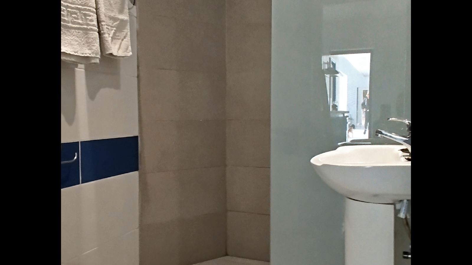 rooms-apartment-standard-balcony-or-terrace