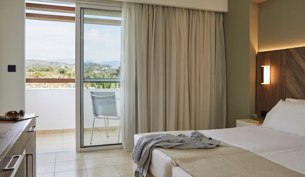 rooms-standard-double-room-balcony-or-terrace