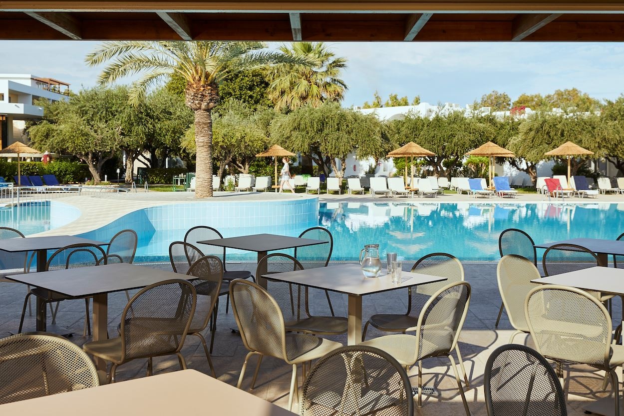 restaurants-pool-restaurant