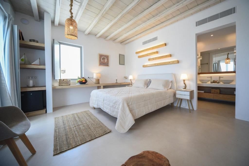 rooms-superior-suite-with-jetted-tub--sea-view