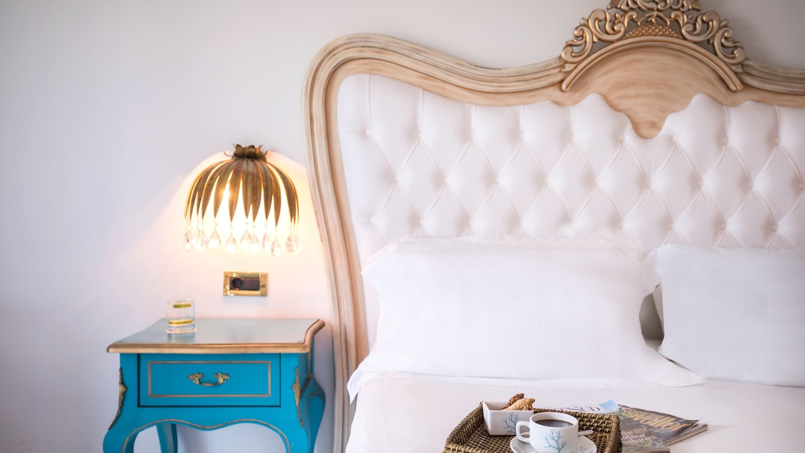 rooms-twin-land-view