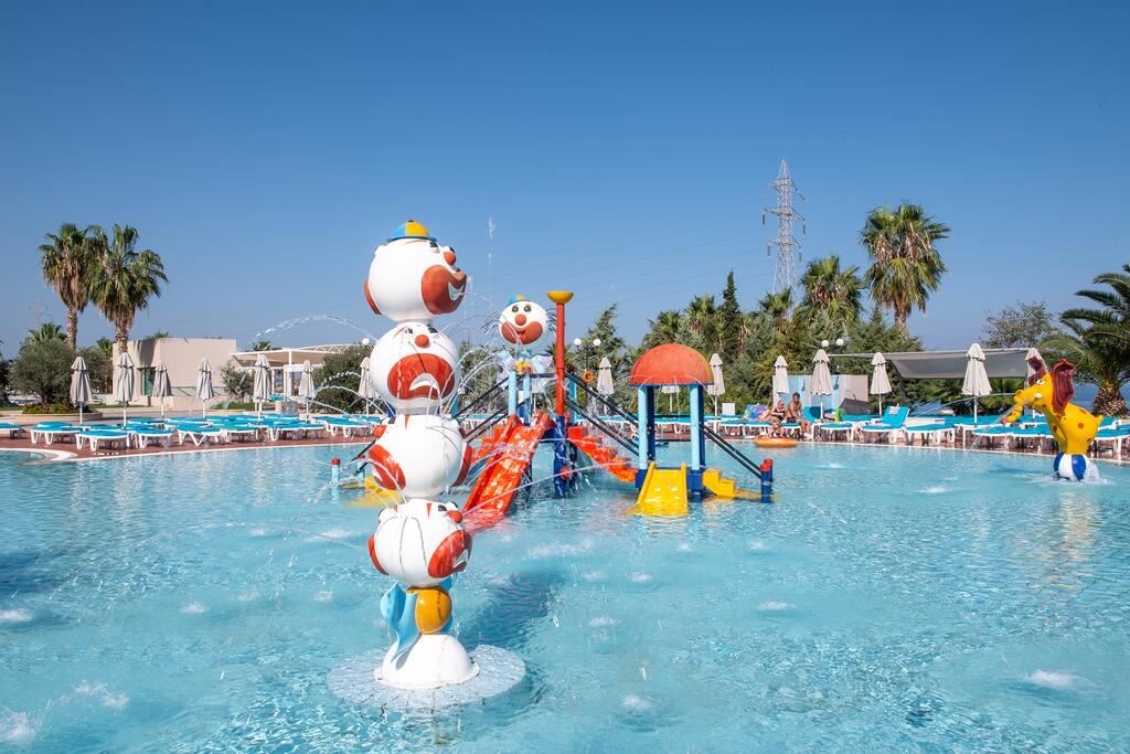 water-park-water-park