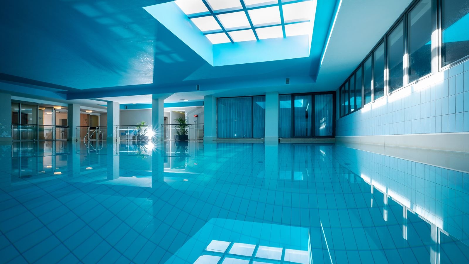 pools-indoor-pool