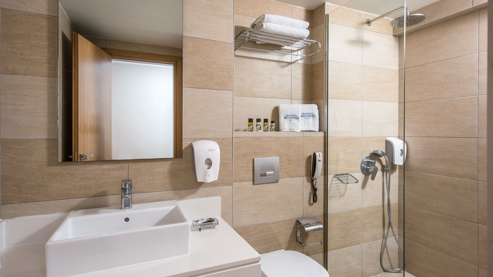 rooms-superior-family-land-view-4-pax