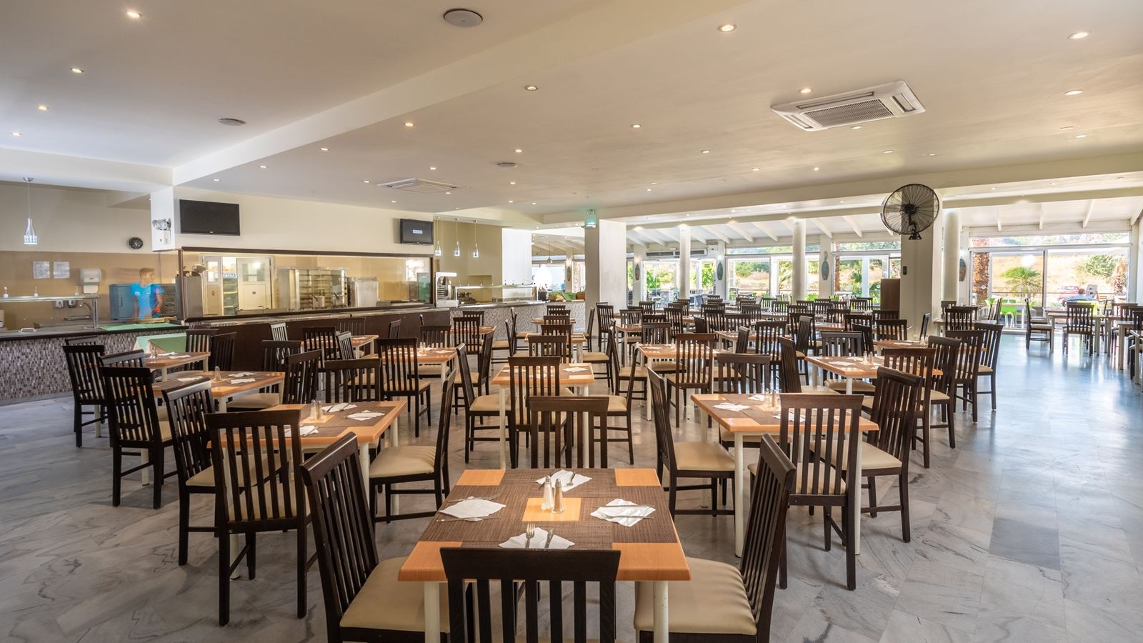 restaurants-elia-restaurant