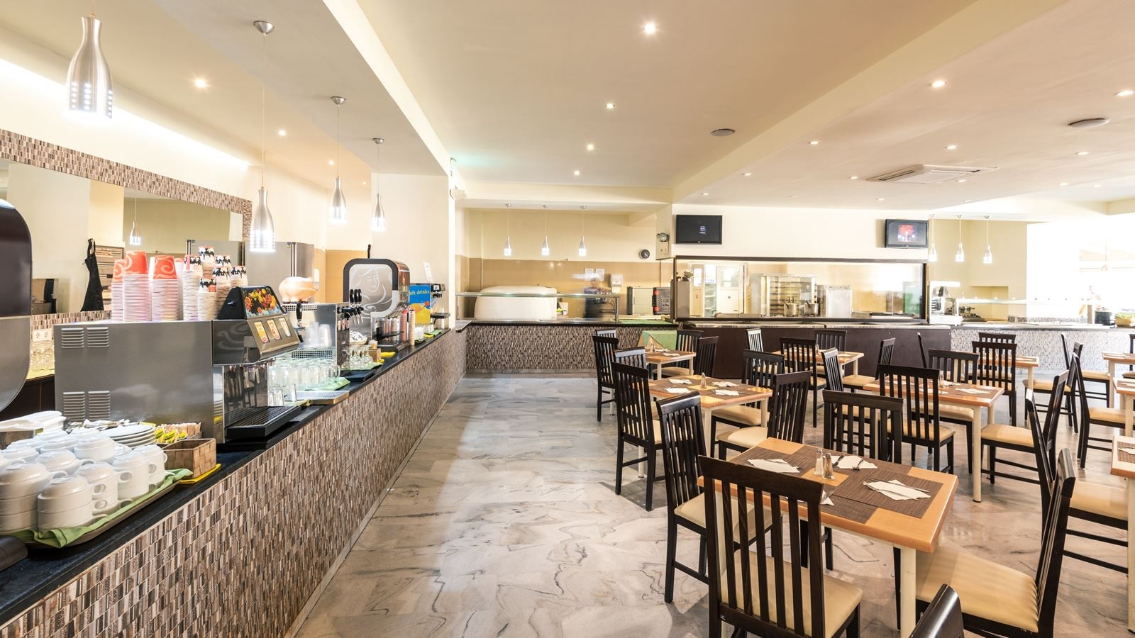 restaurants-elia-restaurant