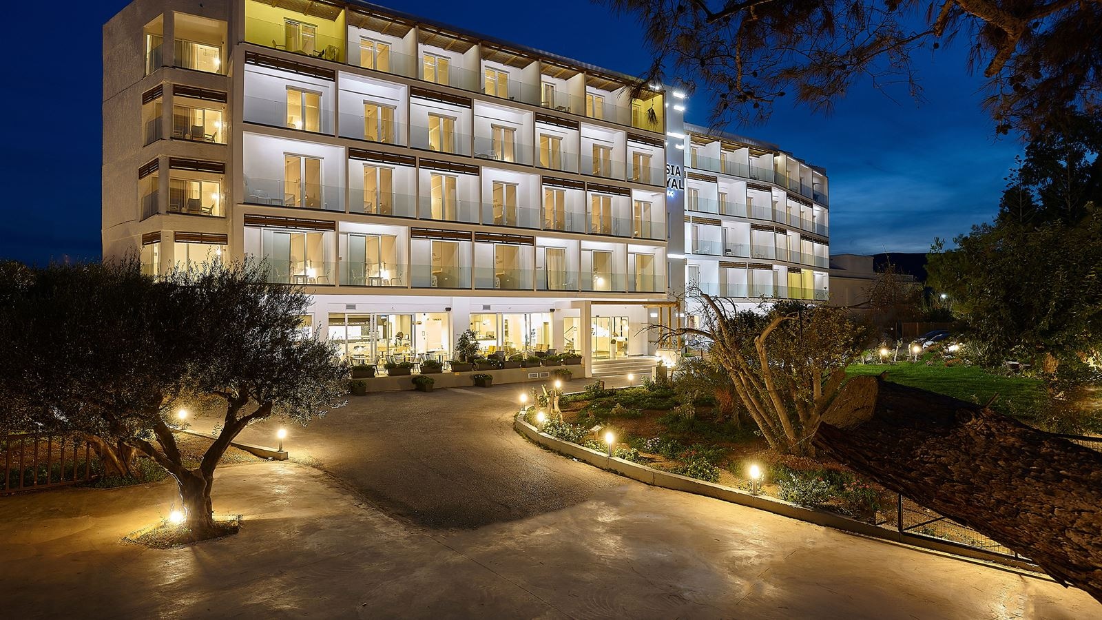 general-main-building