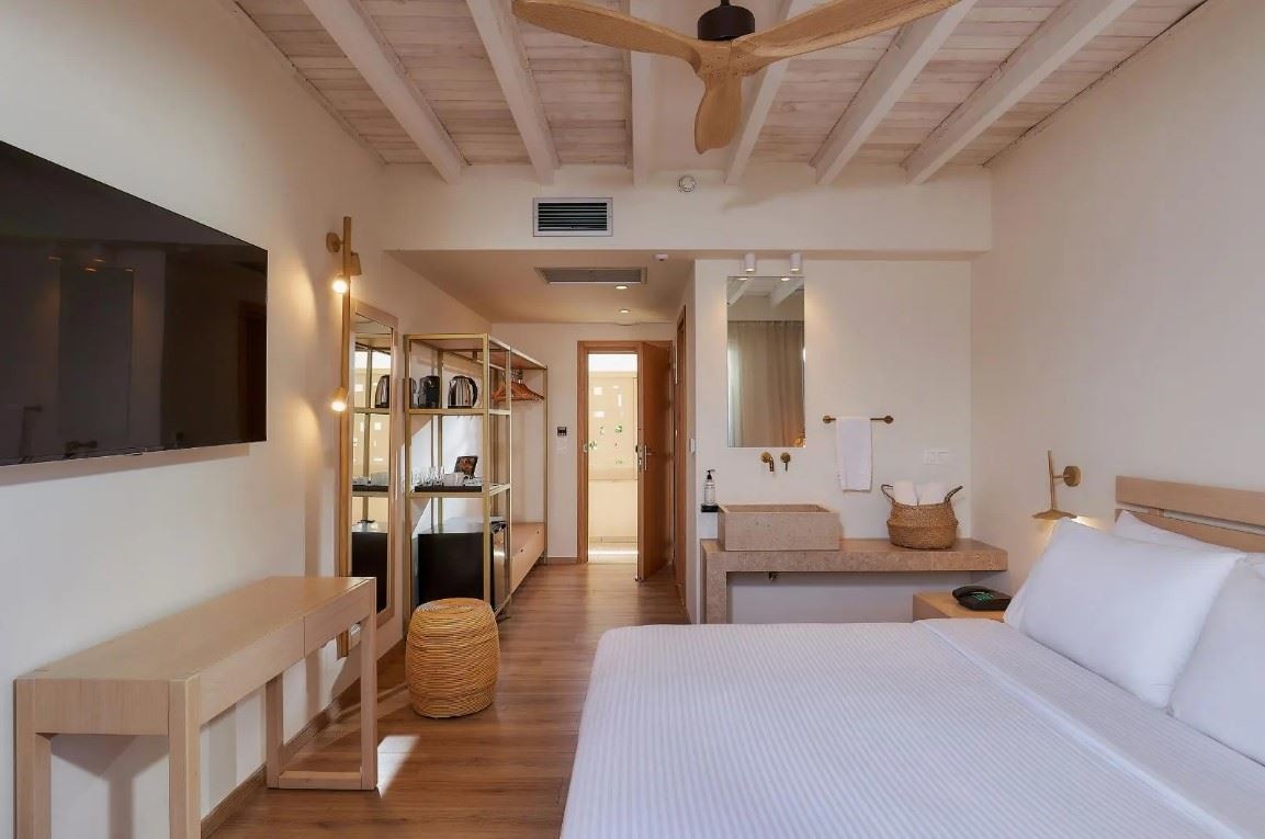 rooms-double-premium-inlandview-balcony