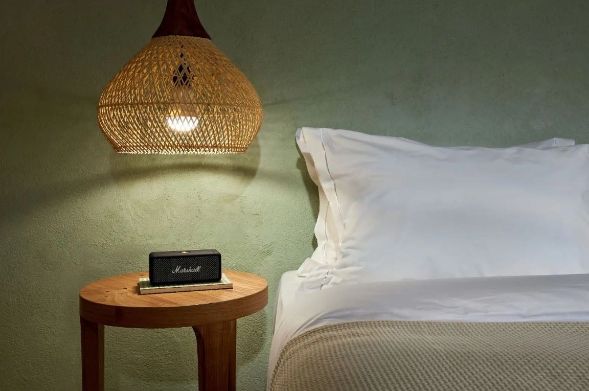 rooms-junior-suite-sea-view-with-balcony