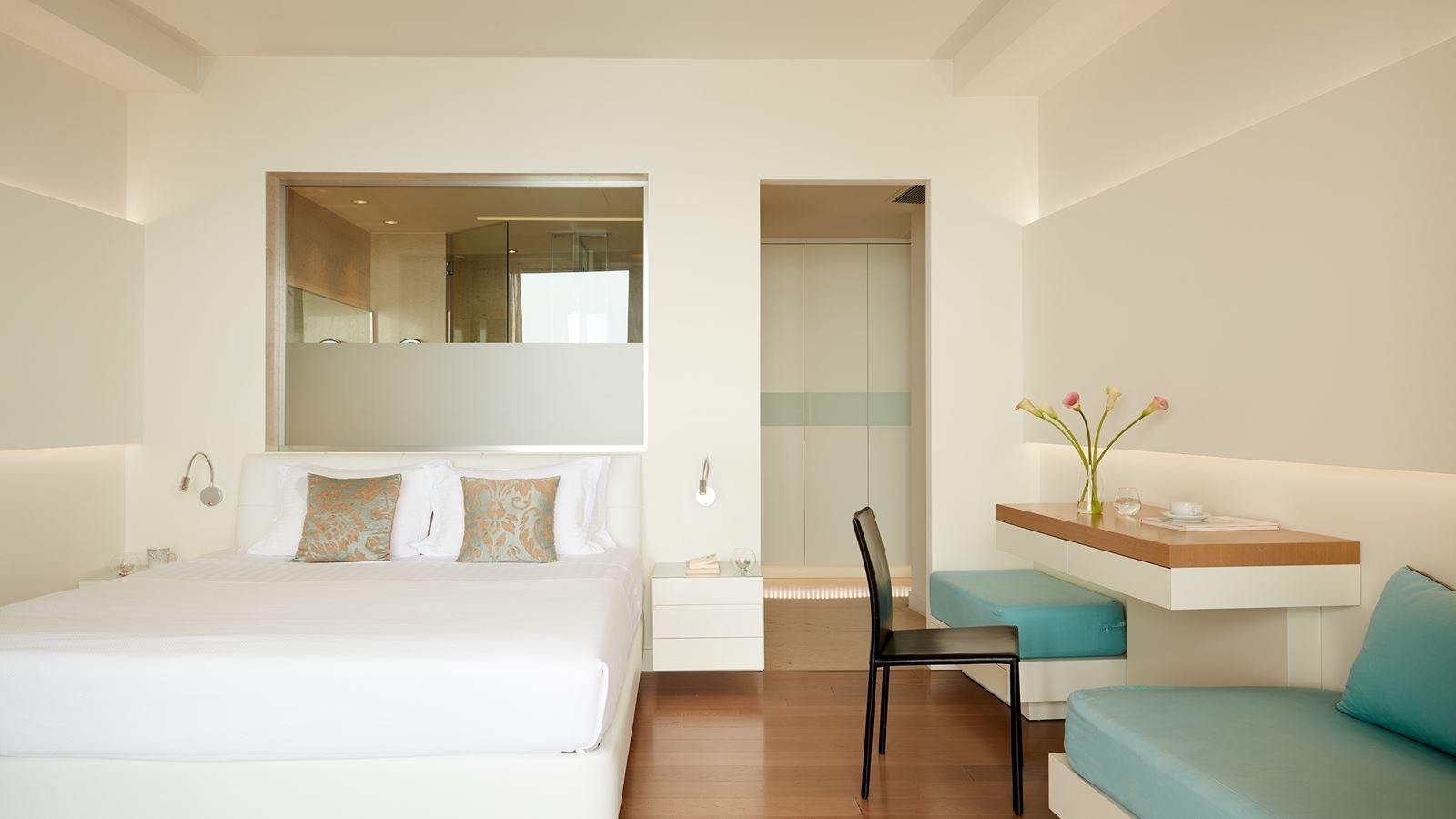 rooms-superior-room-olympus-view