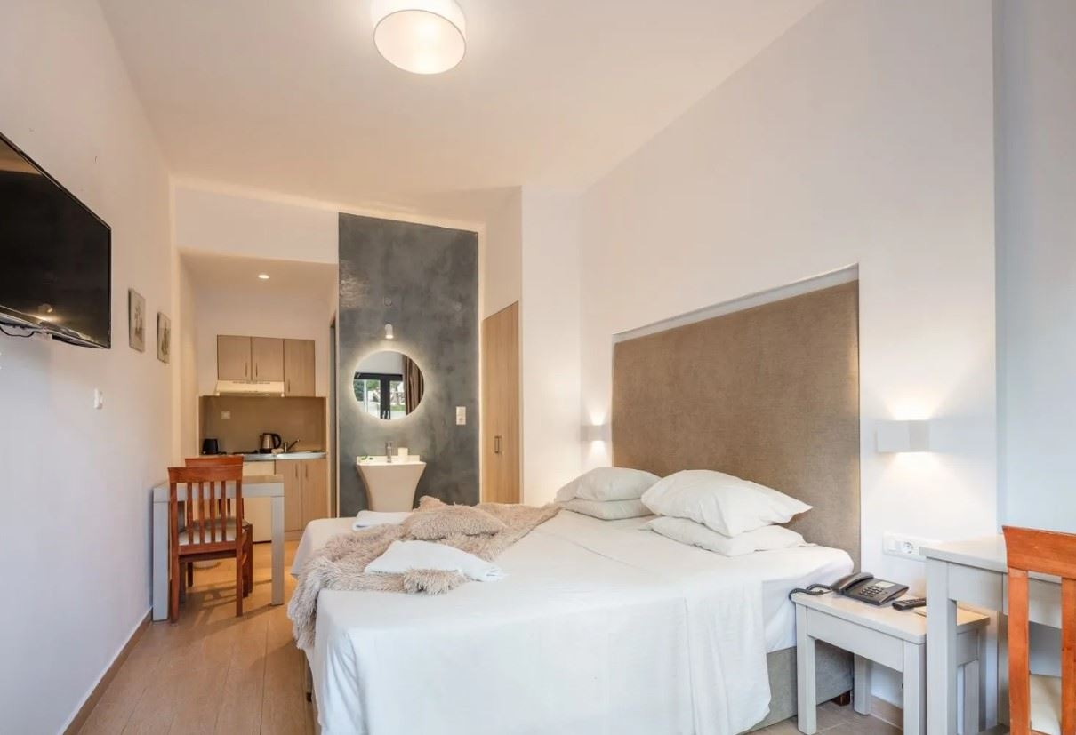 rooms-economy-studio-semi-basement