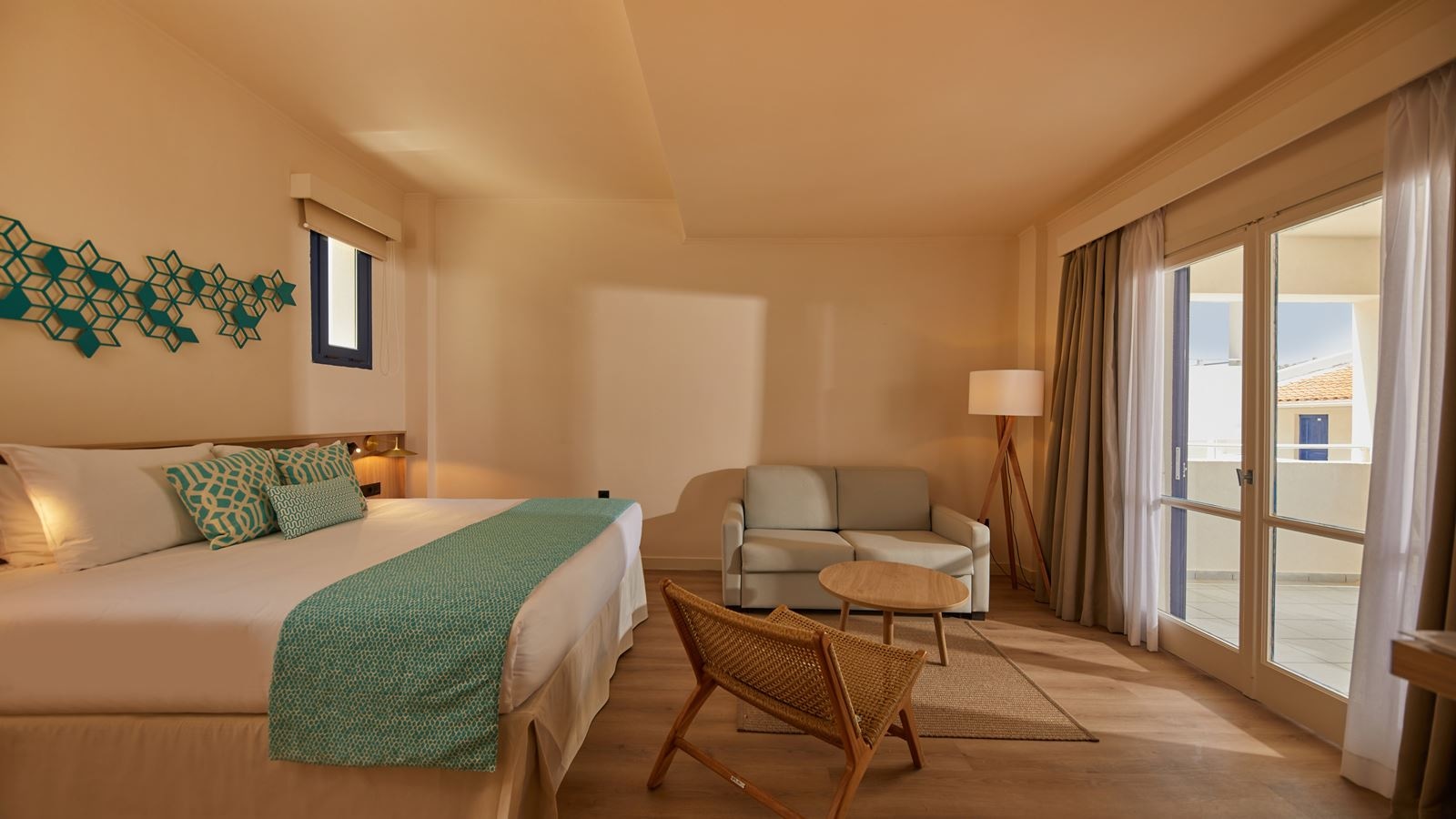 rooms-junior-suite-inland-view