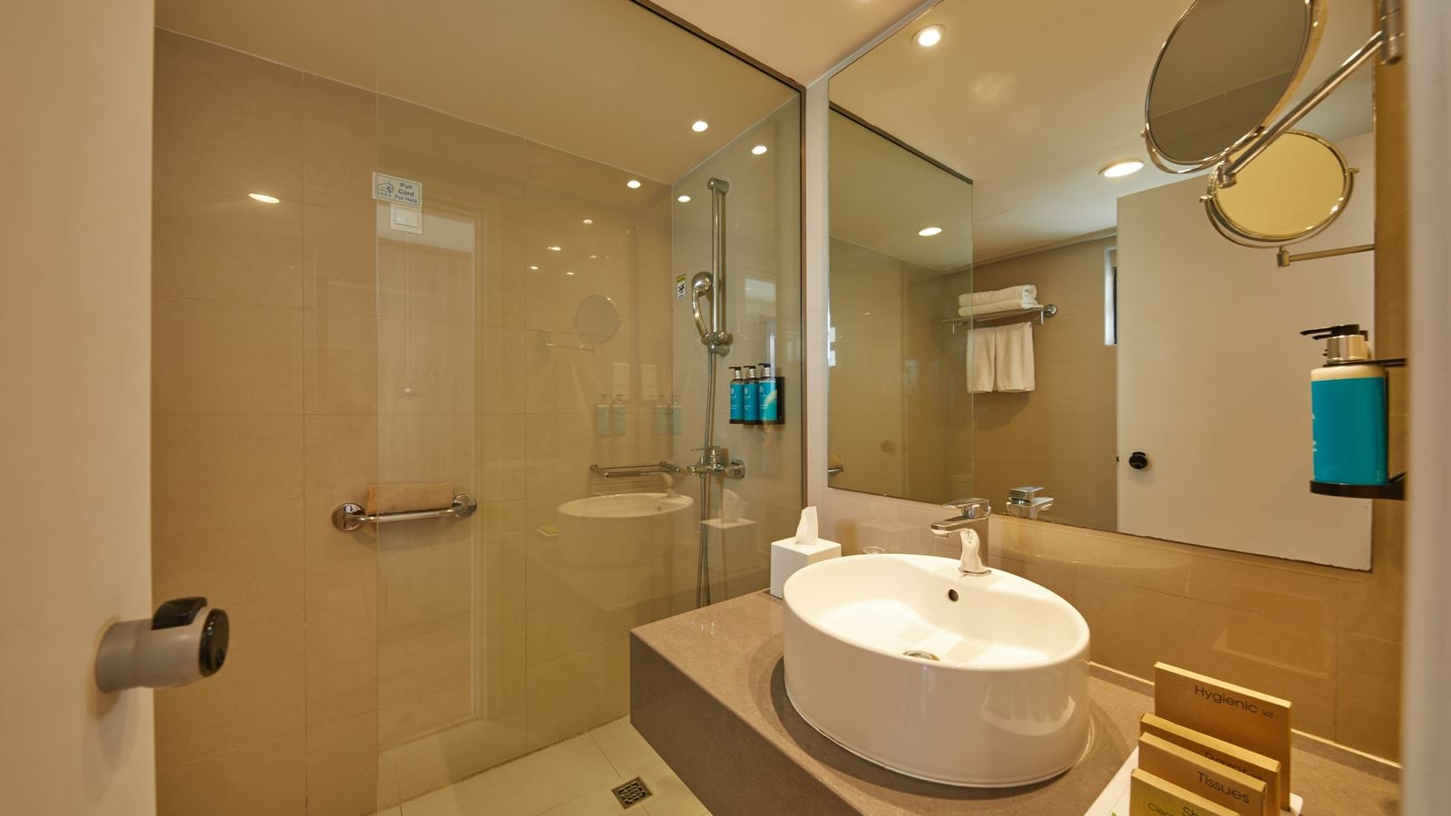 rooms-my-favorite-club-junior-suite-frontal-sea-view