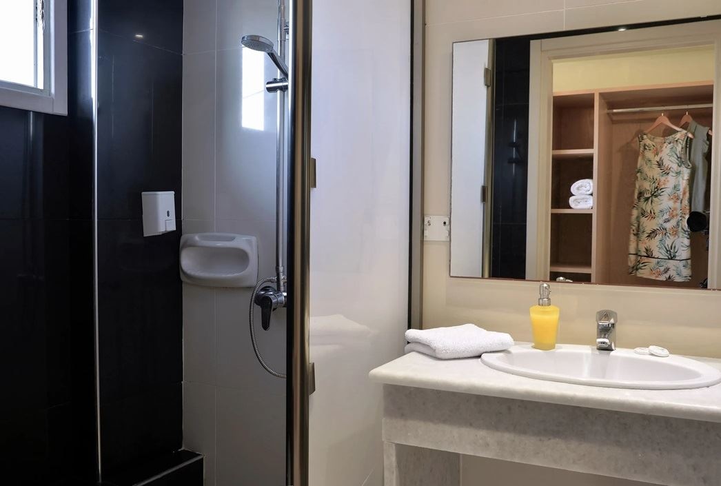 rooms-superior-doubletwin-room