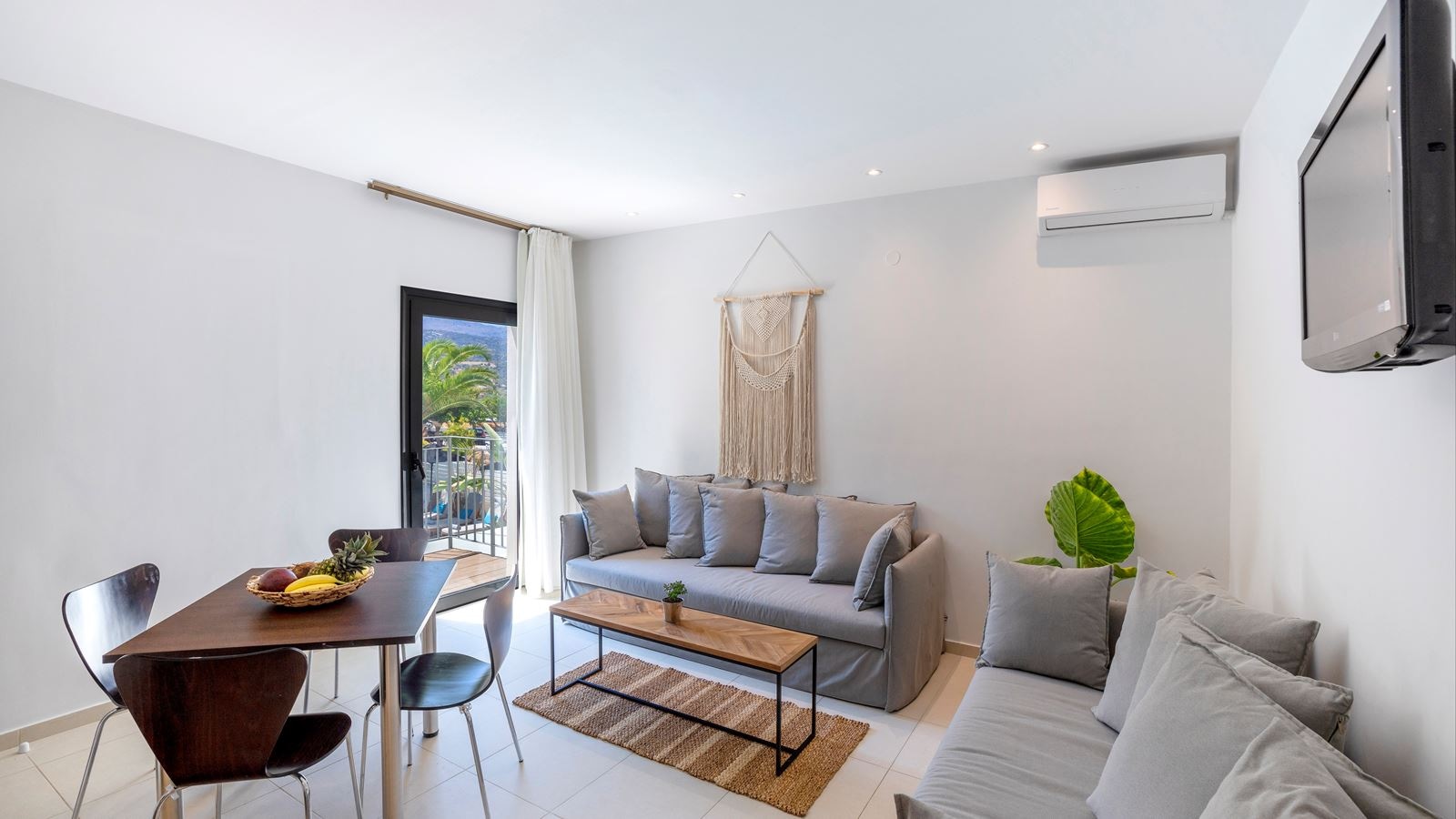 rooms-superior-suite