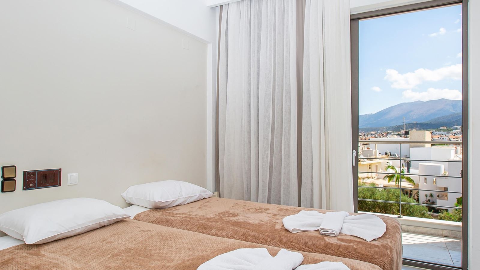 rooms-double-standard-studio