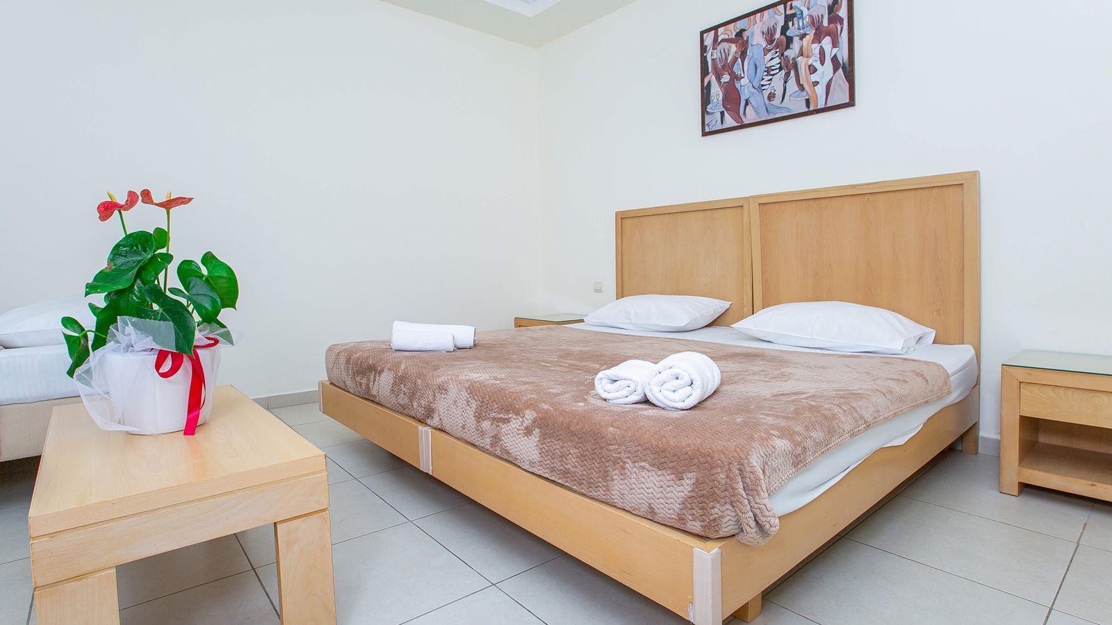 rooms-superior-triple-studio