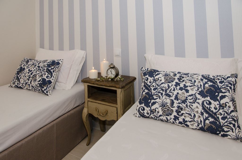 rooms-studio-superior-twindouble-balcony-or-terrace