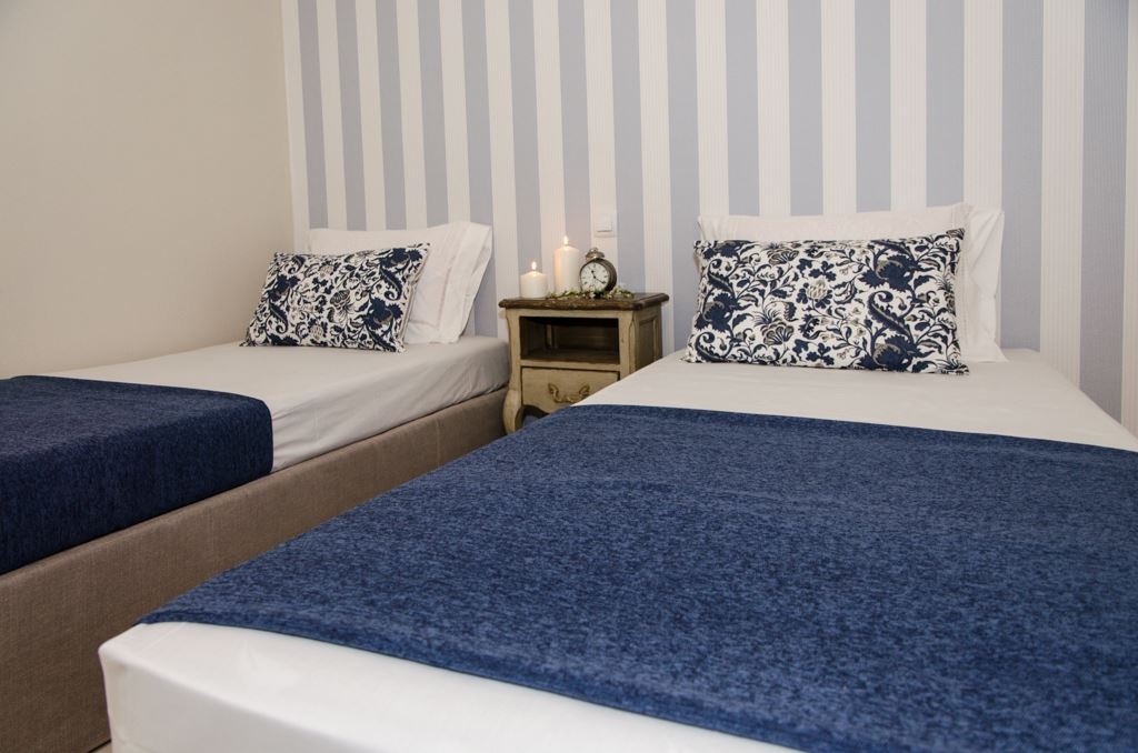 rooms-studio-superior-twindouble-balcony-or-terrace