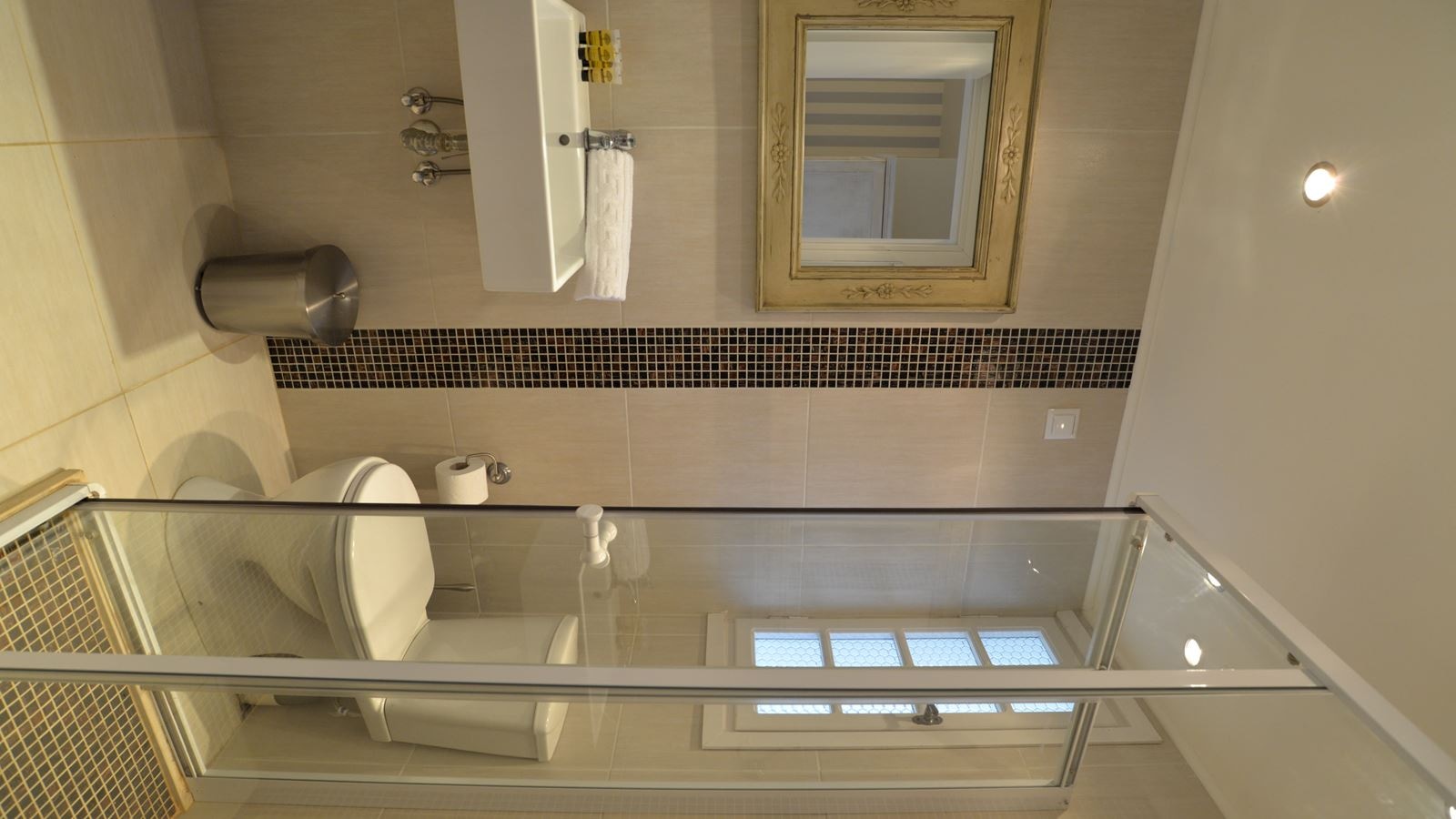 rooms-studio-superior-twindouble-balcony-or-terrace