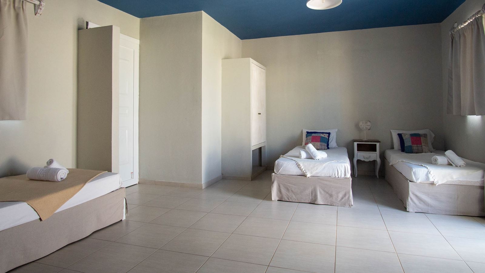 rooms-studio-superior-triple-balcony-or-terrace