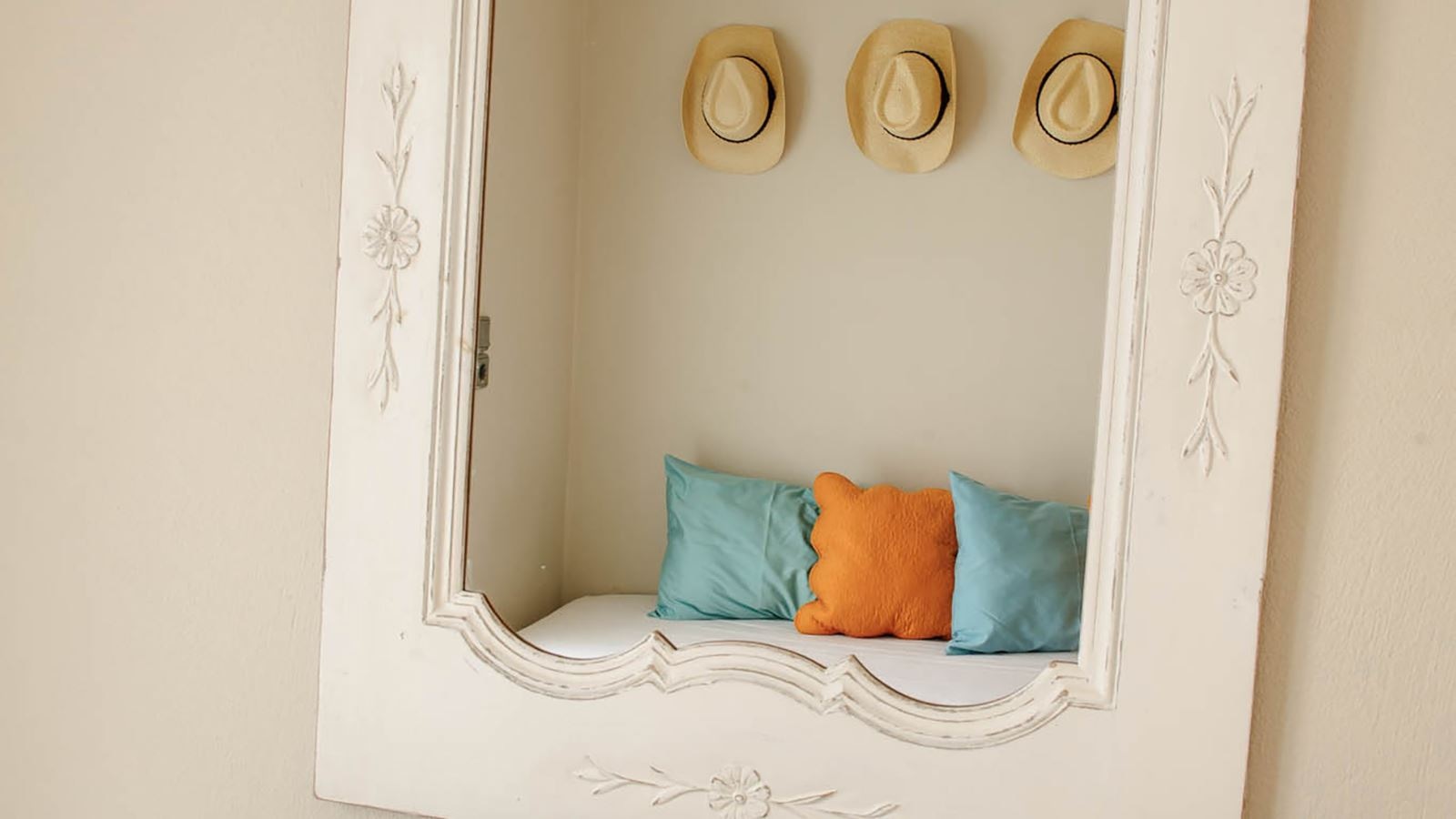 rooms-studio-superior-triple-balcony-or-terrace