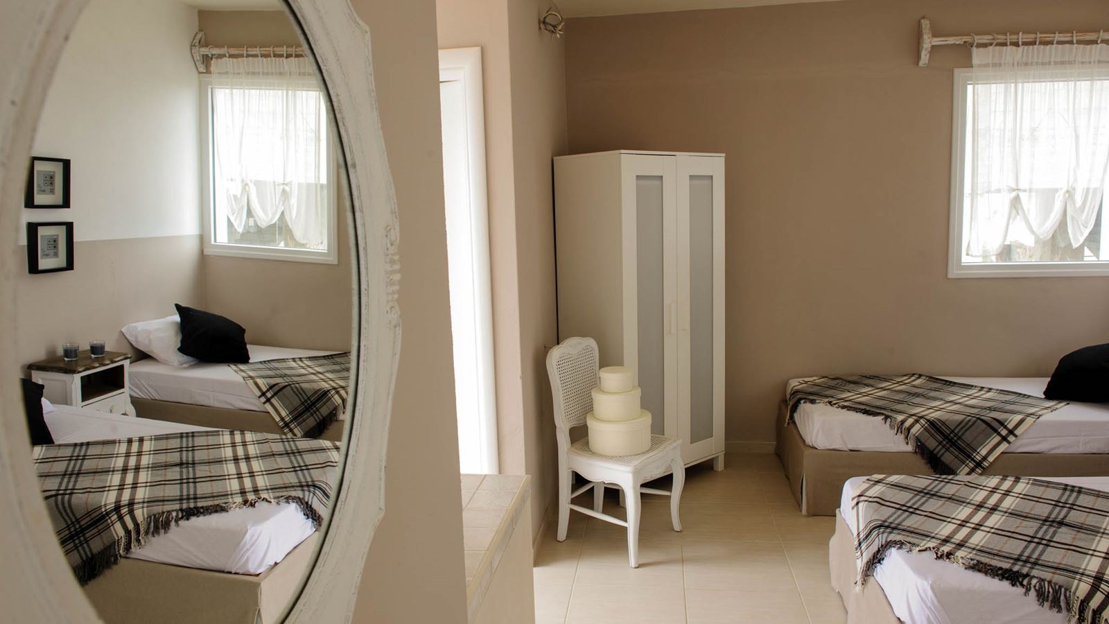 rooms-studio-superior-triple-balcony-or-terrace