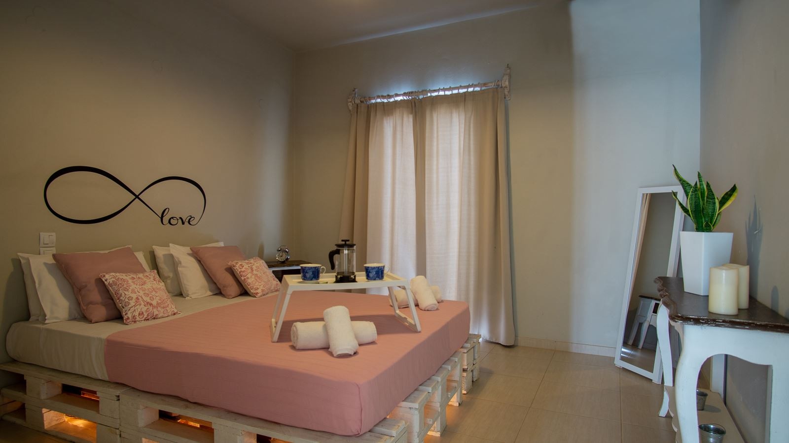 rooms-superior-triple-1-bedroom-apartment