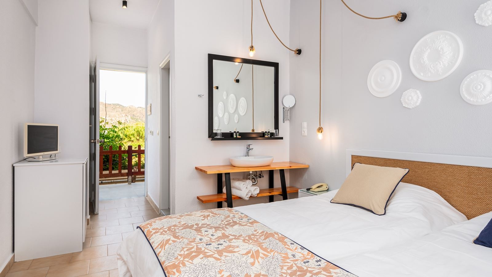 rooms-classic-double-garden-view