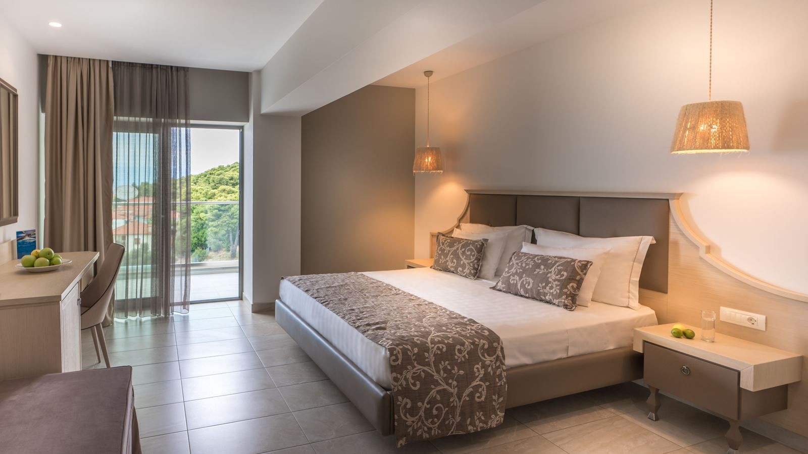 rooms-superior-double-room