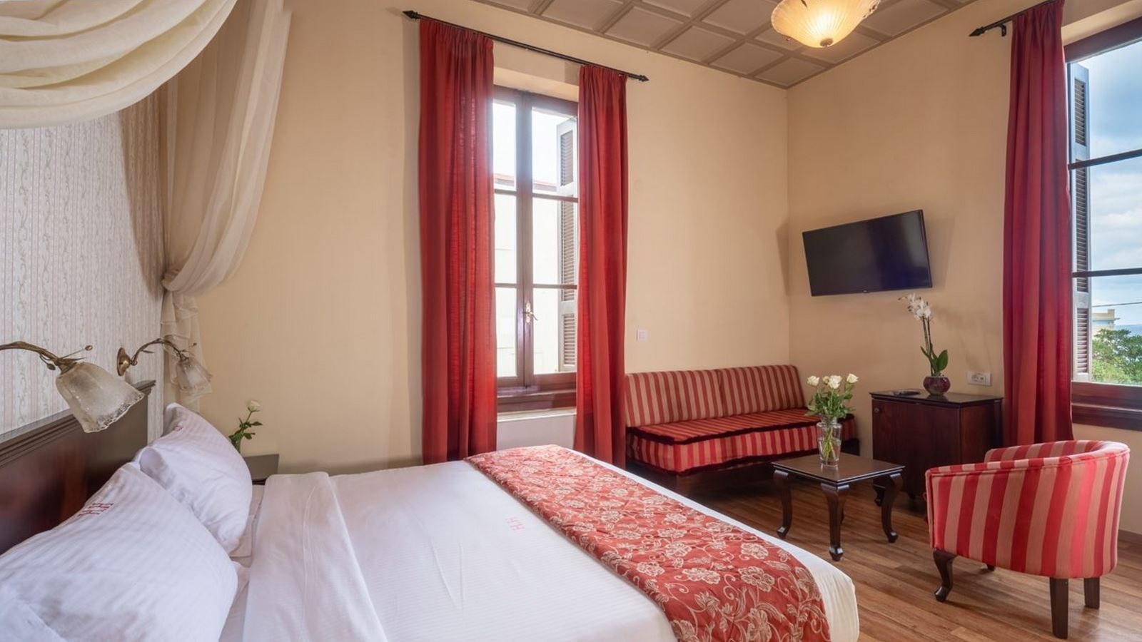 rooms-room-comfort-sea-view-balcony