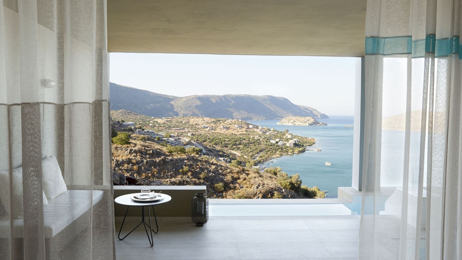 rooms-sapphire-zen-suite-with-private-pool