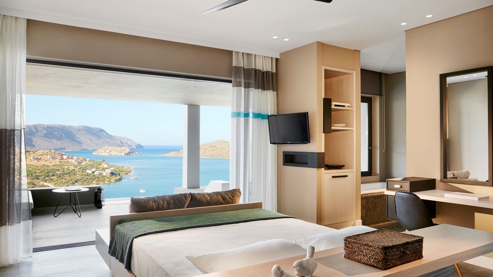 rooms-sapphire-zen-suite-with-private-pool