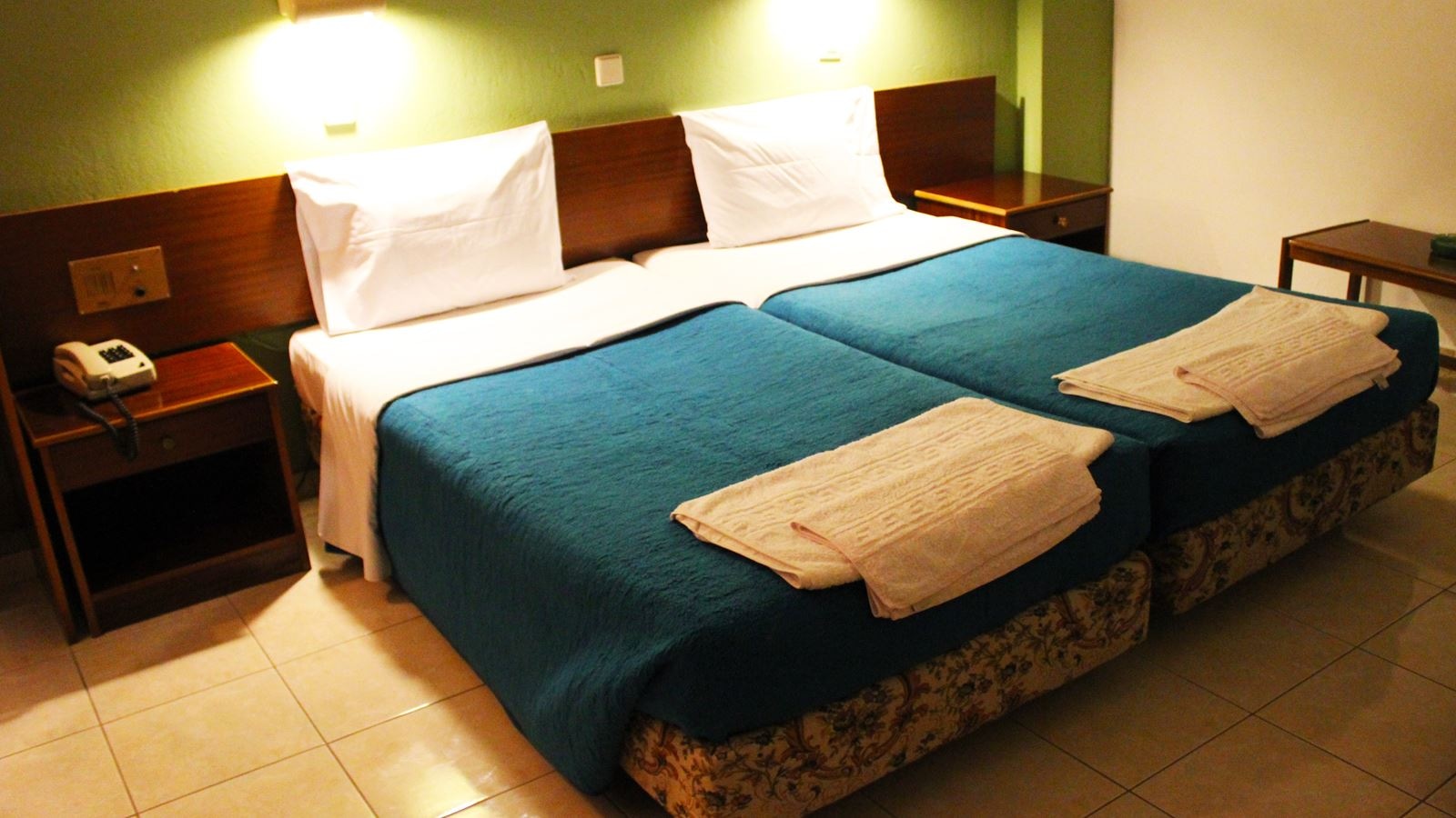 rooms-studio-double-balcony