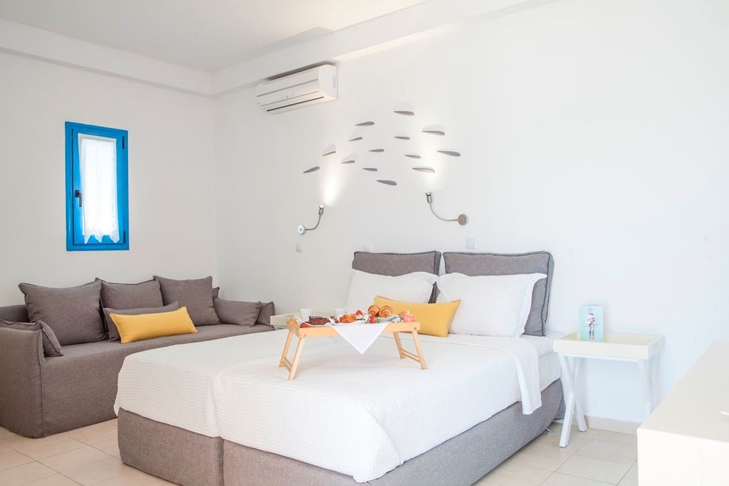 rooms-room-classic-triple-balcony-or-terrace