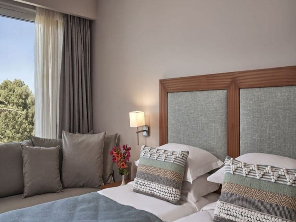 rooms-room-standard-double-seaview-balcony-or-terrace